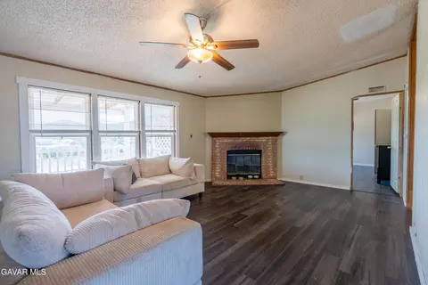 12815 Umtali Rd, Tehachapi, CA 93561 photo 10