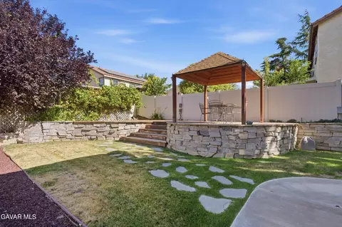 Exterior - 1450 S Green St, Tehachapi, CA 93561 photo 3 of 7
