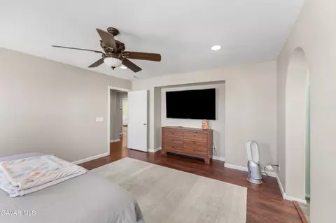 Bedroom - 44429 Byron Dr, Lancaster, CA 93535 photo 8 of 8