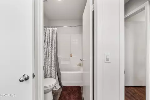 Bath - 44429 Byron Dr, Lancaster, CA 93535 photo 1 of 4