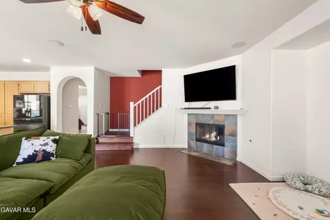 Other - 44429 Byron Dr, Lancaster, CA 93535 photo 5 of 9