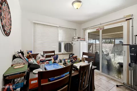 Dining - 1408 Boyden Ave, Lancaster, CA 93534 photo 1 of 1