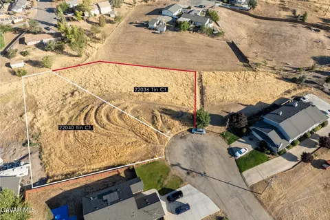 22036 Tin Ct, Tehachapi, CA 93561 photo 5