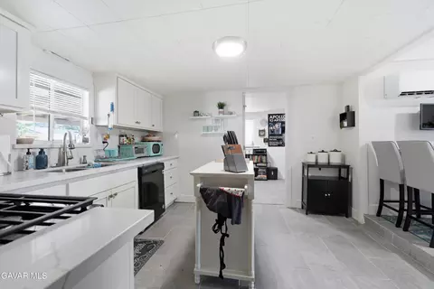 Kitchen - 117 W H St, Tehachapi, CA 93561 photo 3 of 3