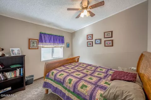 Bedroom - 34404 Red Rover Mine Rd, Acton, CA 93510 photo 4 of 4