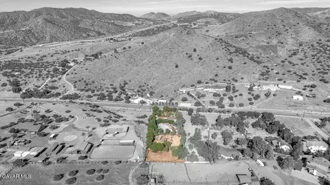 View/Area - 34404 Red Rover Mine Rd, Acton, CA 93510 photo 9 of 14