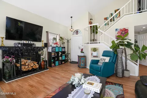 Living - 44809 Caboose Dr, Lancaster, CA 93535 photo 2 of 5