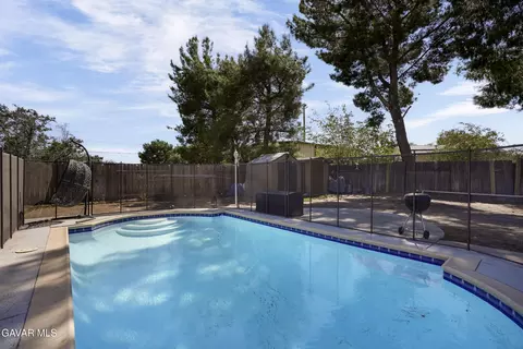 Exterior - 44809 Caboose Dr, Lancaster, CA 93535 photo 4 of 8