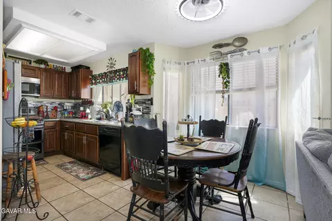 Other - 44809 Caboose Dr, Lancaster, CA 93535 photo 3 of 8