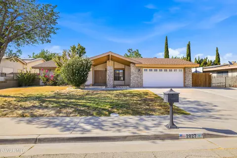 Exterior - 2827 Perfect Pl, Lancaster, CA 93536 photo 1 of 6