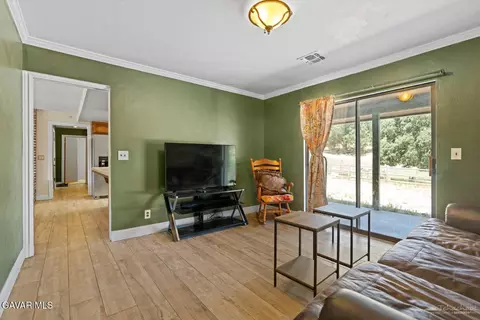 26021 Cumberland Rd, Tehachapi, CA 93561 photo 7