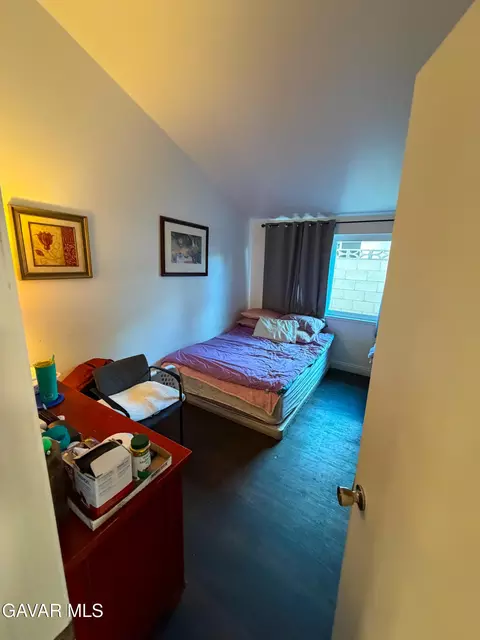Bedroom - 44148 Gingham Ave, Lancaster, CA 93535 photo 3 of 3