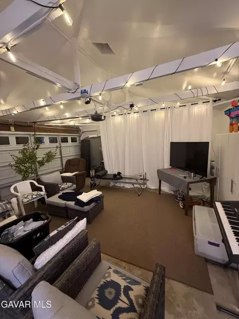 Other - 44148 Gingham Ave, Lancaster, CA 93535 photo 5 of 6