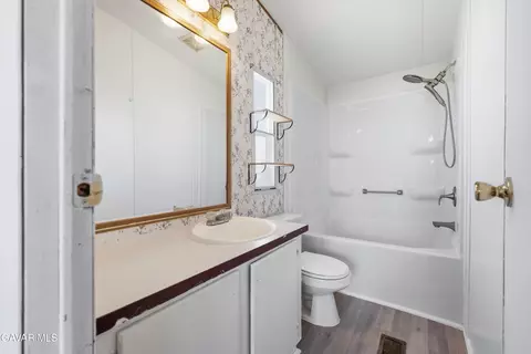 Bath - 45465 25th St #SPC 171, Lancaster, CA 93535 photo 2 of 2