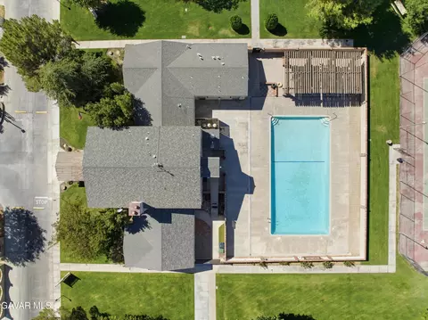 View/Area - 45465 25th St #SPC 171, Lancaster, CA 93535 photo 5 of 8