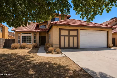 2016 W Sandstone Ct, Palmdale, CA 93551 photo 2
