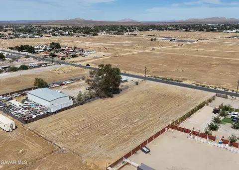 95 Th St E, Littlerock, CA 93543 photo 9