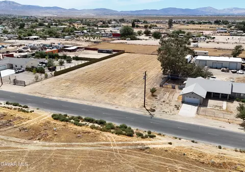 95 Th St E, Littlerock, CA 93543 photo 6