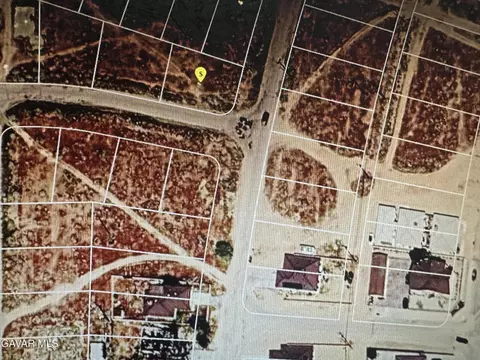 01 Dogbane Ave, California City, CA 93505