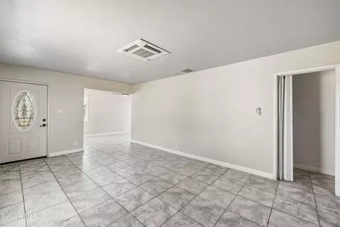 Living - 48761 W 110th St, Lancaster, CA 93536 photo 1 of 2