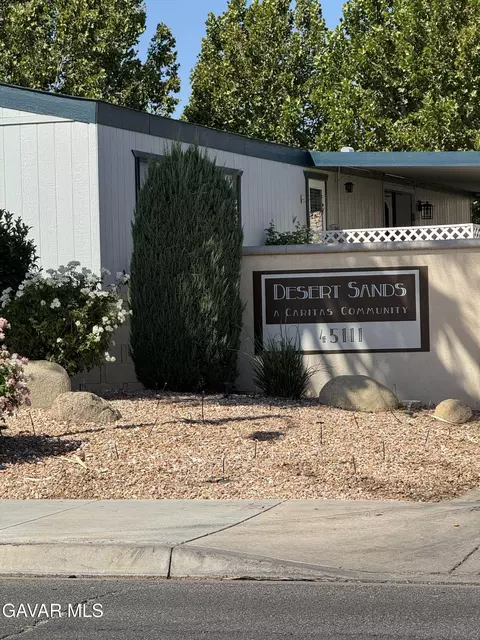View/Area - 45111 25th St #SPC 25, Lancaster, CA 93535 photo 1 of 1