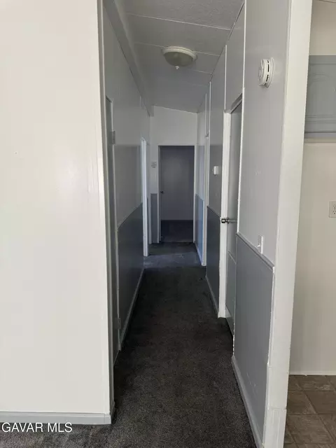 Entry Way - 45111 25th St #SPC 25, Lancaster, CA 93535 photo 1 of 1