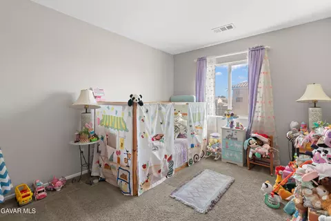 Bedroom - 45064 18th St, Lancaster, CA 93535 photo 5 of 6