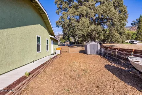 Exterior - 17741 Churchill St, Tehachapi, CA 93561 photo 12 of 12