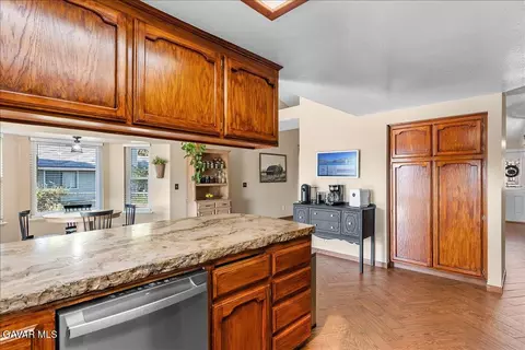 Kitchen - 17741 Churchill St, Tehachapi, CA 93561 photo 5 of 6