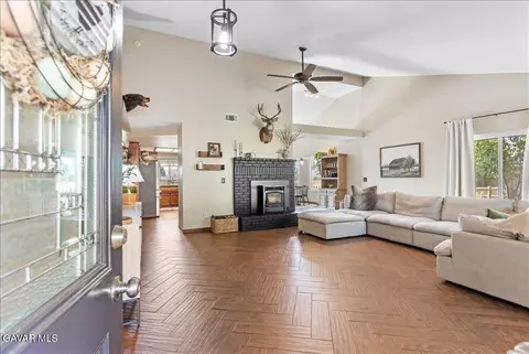 Entry Way - 17741 Churchill St, Tehachapi, CA 93561 photo 1 of 2