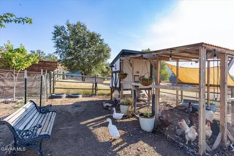 Exterior - 17741 Churchill St, Tehachapi, CA 93561 photo 7 of 12