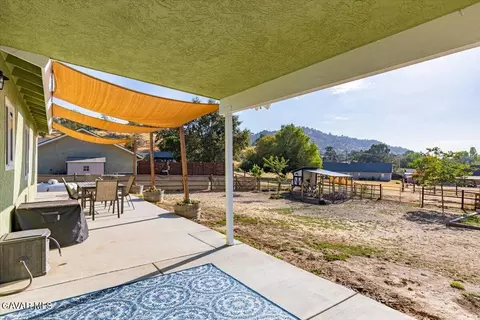 Exterior - 17741 Churchill St, Tehachapi, CA 93561 photo 5 of 12