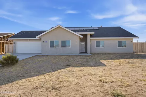 20808 107th St, California City, CA 93505