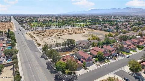 View/Area - 37913 53rd St, Palmdale, CA 93552 photo 1 of 2