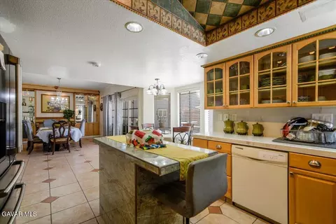 Kitchen - 37913 53rd St, Palmdale, CA 93552 photo 2 of 2