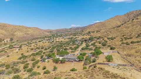 View/Area - 510 E Soledad Pass Rd, Palmdale, CA 93550 photo 5 of 9