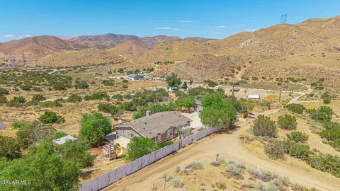 View/Area - 510 E Soledad Pass Rd, Palmdale, CA 93550 photo 2 of 9