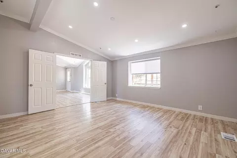 Living - 510 E Soledad Pass Rd, Palmdale, CA 93550 photo 11 of 11