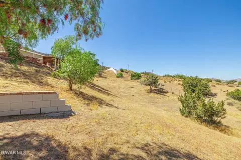 Exterior - 510 E Soledad Pass Rd, Palmdale, CA 93550 photo 8 of 18