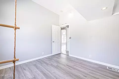 Bedroom - 510 E Soledad Pass Rd, Palmdale, CA 93550 photo 3 of 8