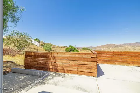 Exterior - 510 E Soledad Pass Rd, Palmdale, CA 93550 photo 14 of 18