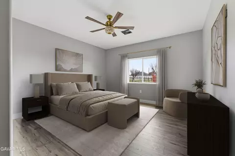 Bedroom - 18461 Branding Iron Ct, Tehachapi, CA 93561 photo 1 of 8