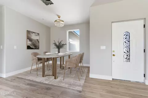 Dining - 18461 Branding Iron Ct, Tehachapi, CA 93561 photo 1 of 1