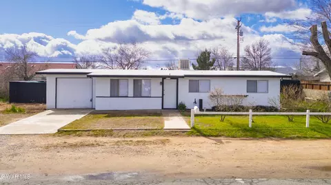 8232 Dogwood Ave, California City, CA 93505
