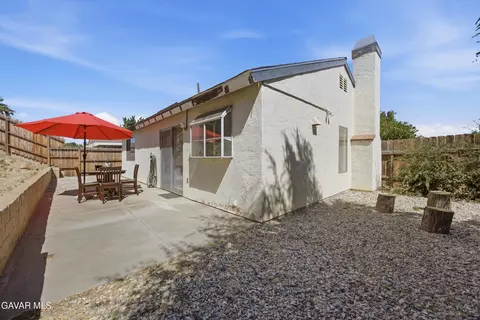 Exterior - 206 Meadowbrook Ct, Tehachapi, CA 93561 photo 7 of 7