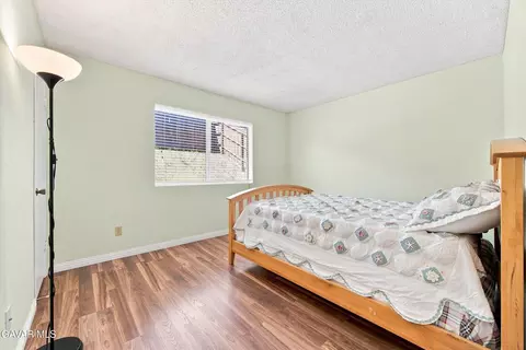 Bedroom - 206 Meadowbrook Ct, Tehachapi, CA 93561 photo 1 of 3