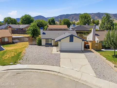 View/Area - 206 Meadowbrook Ct, Tehachapi, CA 93561 photo 1 of 6