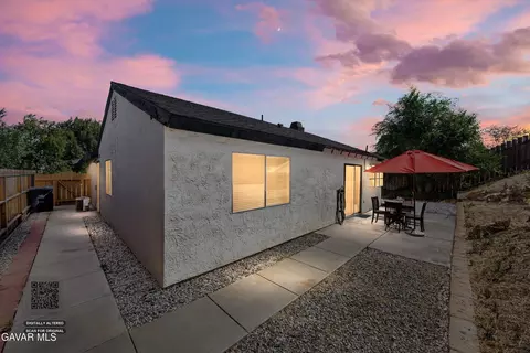 Exterior - 206 Meadowbrook Ct, Tehachapi, CA 93561 photo 1 of 7
