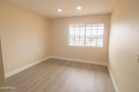 Bedroom - 40906 E 159th St, Lake Los Angeles, CA 93535 photo 2 of 3