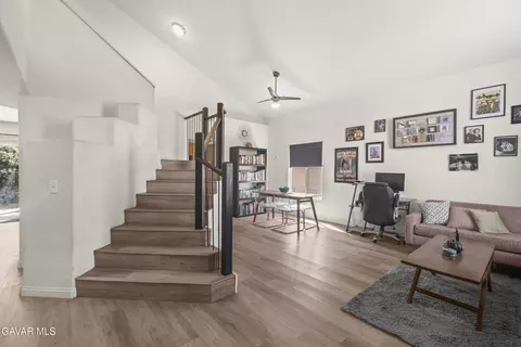 Entry Way - 42450 W 56th St, Lancaster, CA 93536 photo 1 of 4